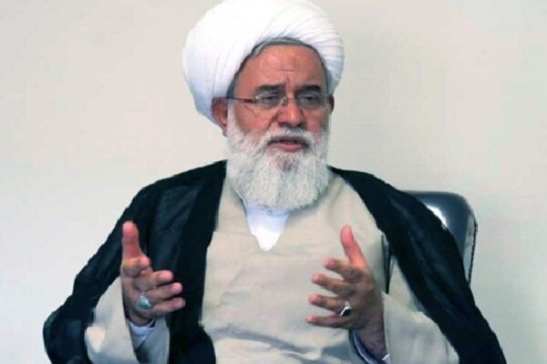 تحقق بیانیه گام دوم در گروی تحقق علوم انسانی است